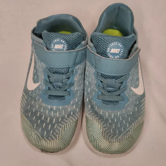 Girls size 1.5 Nike tennis shoes - Picture 4 of 4